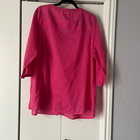 Croft & Barrow Tunic Top Swiss Dot Button Front 3/4‎ Sleeve Pink 2X - Picture 2 of 4